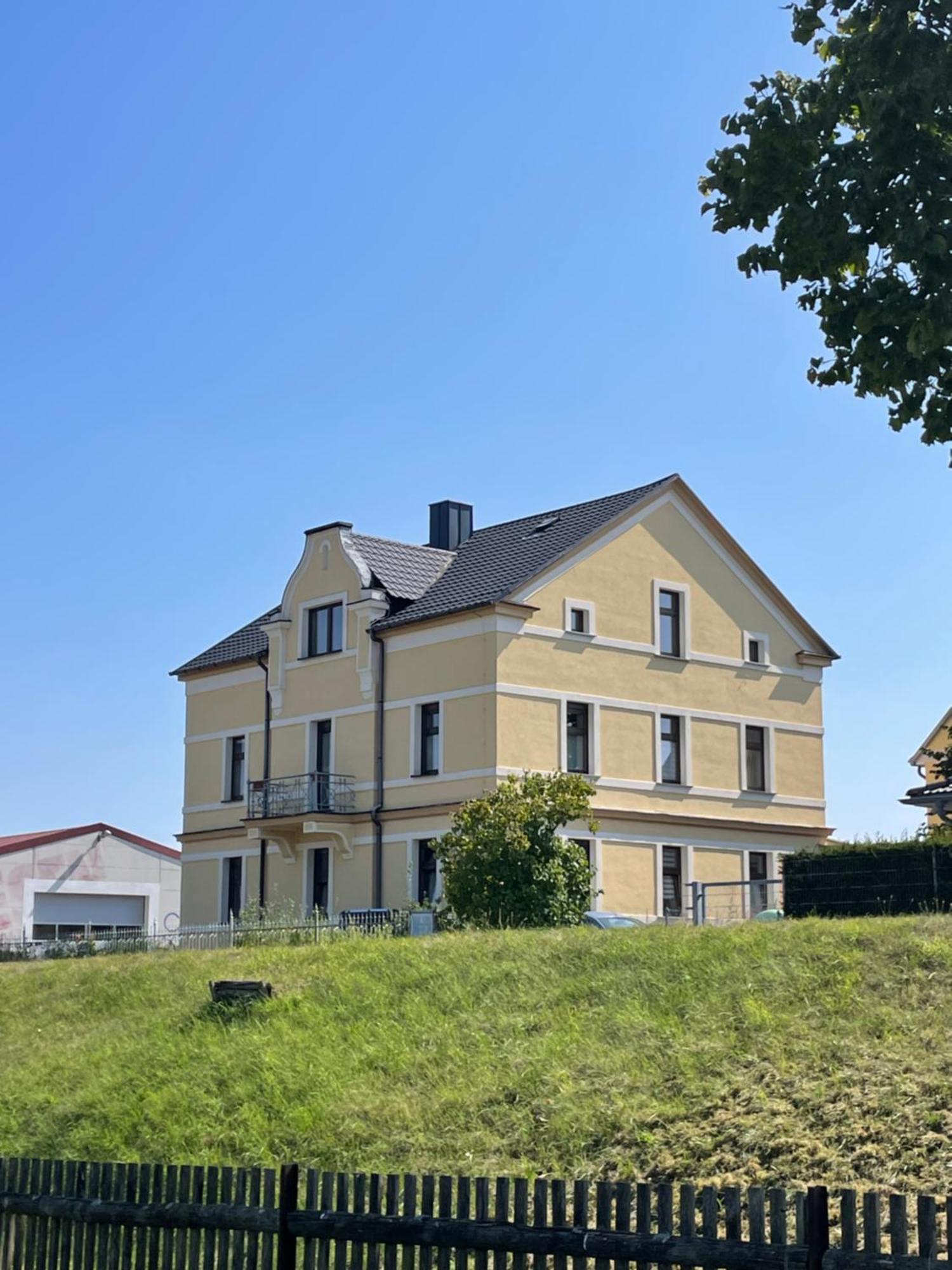 Gastfreund Apartment Гера Екстериор снимка